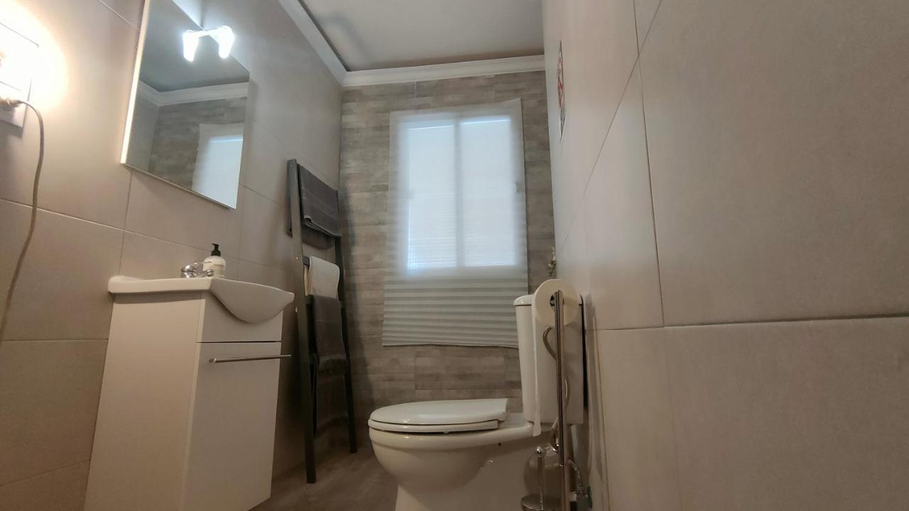 Amplio Apartamento Familiar De 3 Dormitorios En La Zubia Granada A Un Paso De La Alhambra Y Sierra Nevada Exterior photo