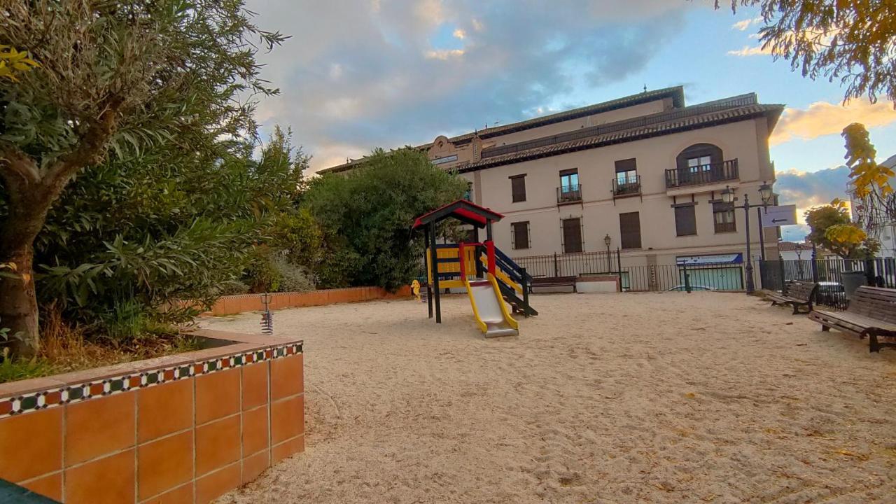 Amplio Apartamento Familiar De 3 Dormitorios En La Zubia Granada A Un Paso De La Alhambra Y Sierra Nevada Exterior photo